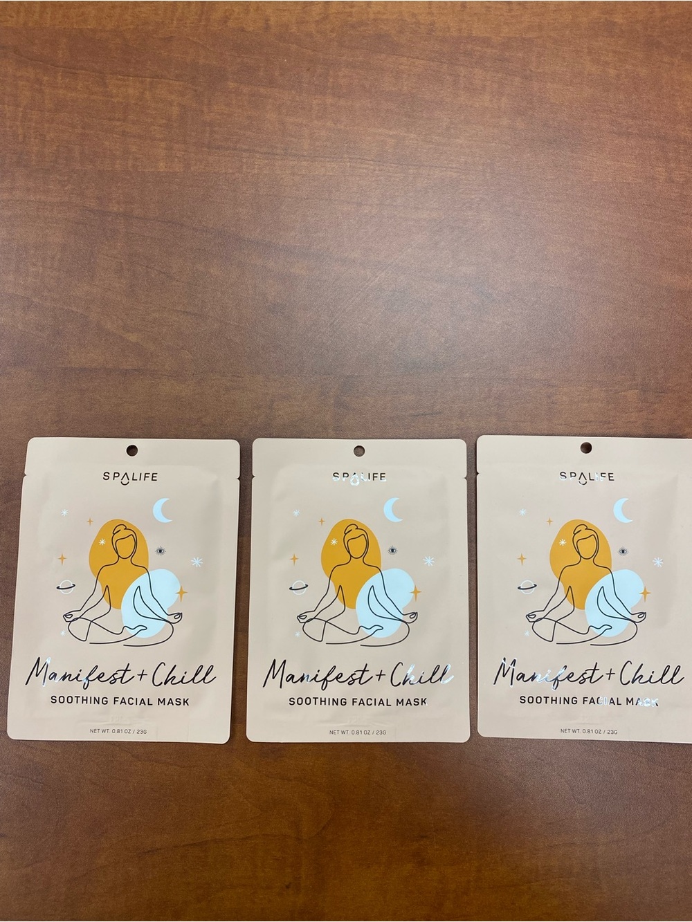 Alife Manifest + Chill Soothing Facial Mask – Beige and Mustard Illustration
